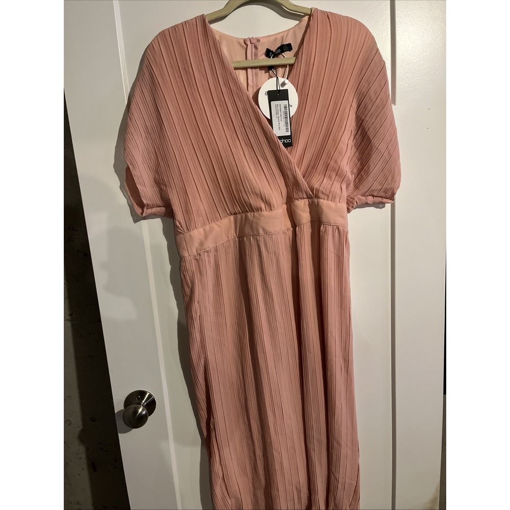 Boohoo Plus Occasion Pleated Wrap Midi Dress Blush Pink Size 16 NWT